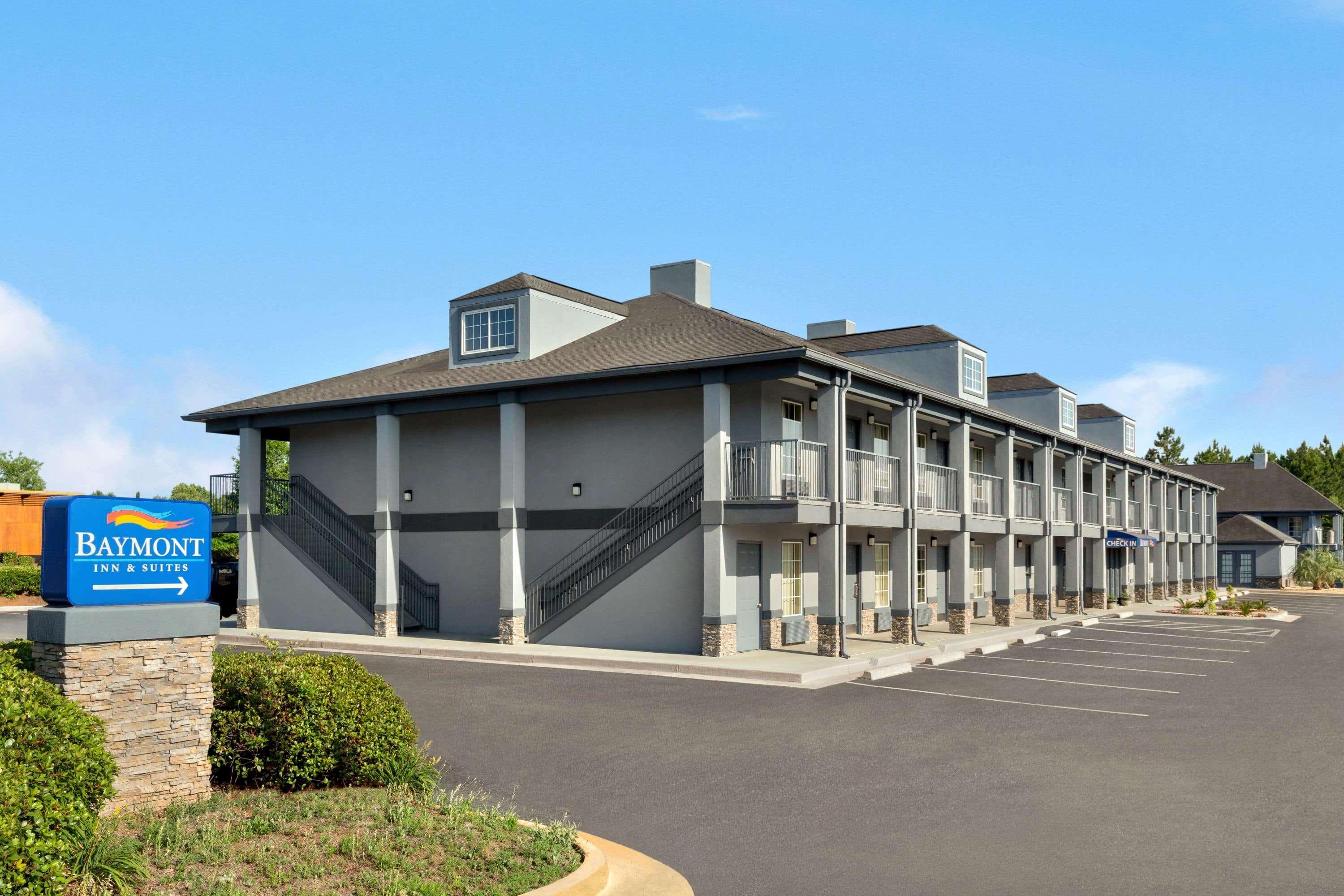 Baymont By Wyndham Warner Robins Motel Kültér fotó