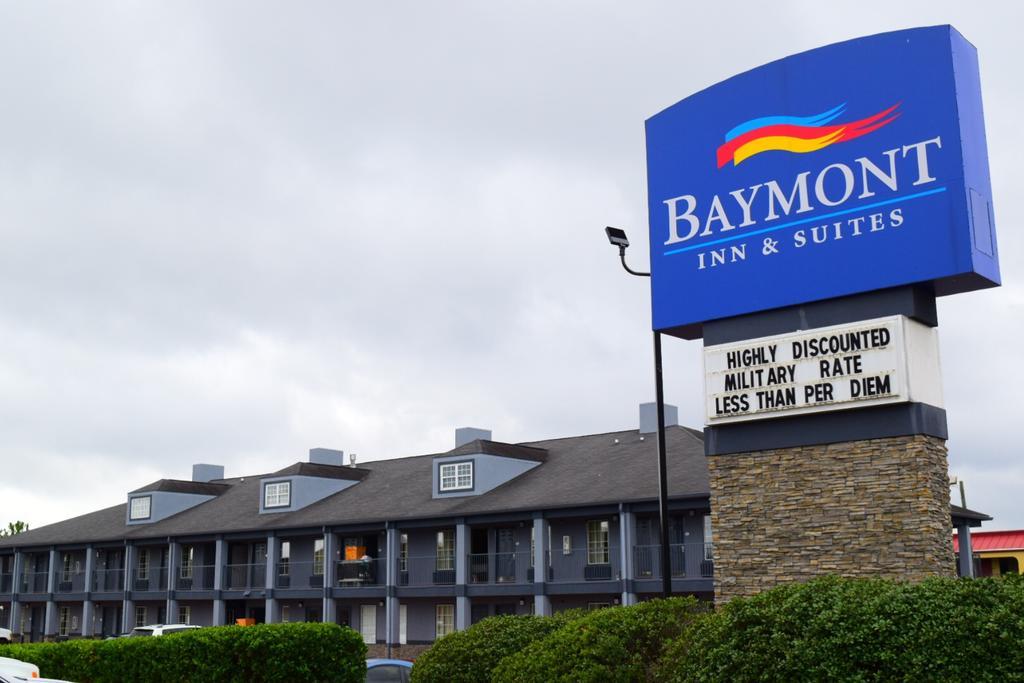 Baymont By Wyndham Warner Robins Motel Kültér fotó